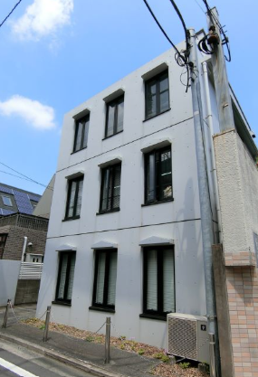 ロイクラトン左門町外観